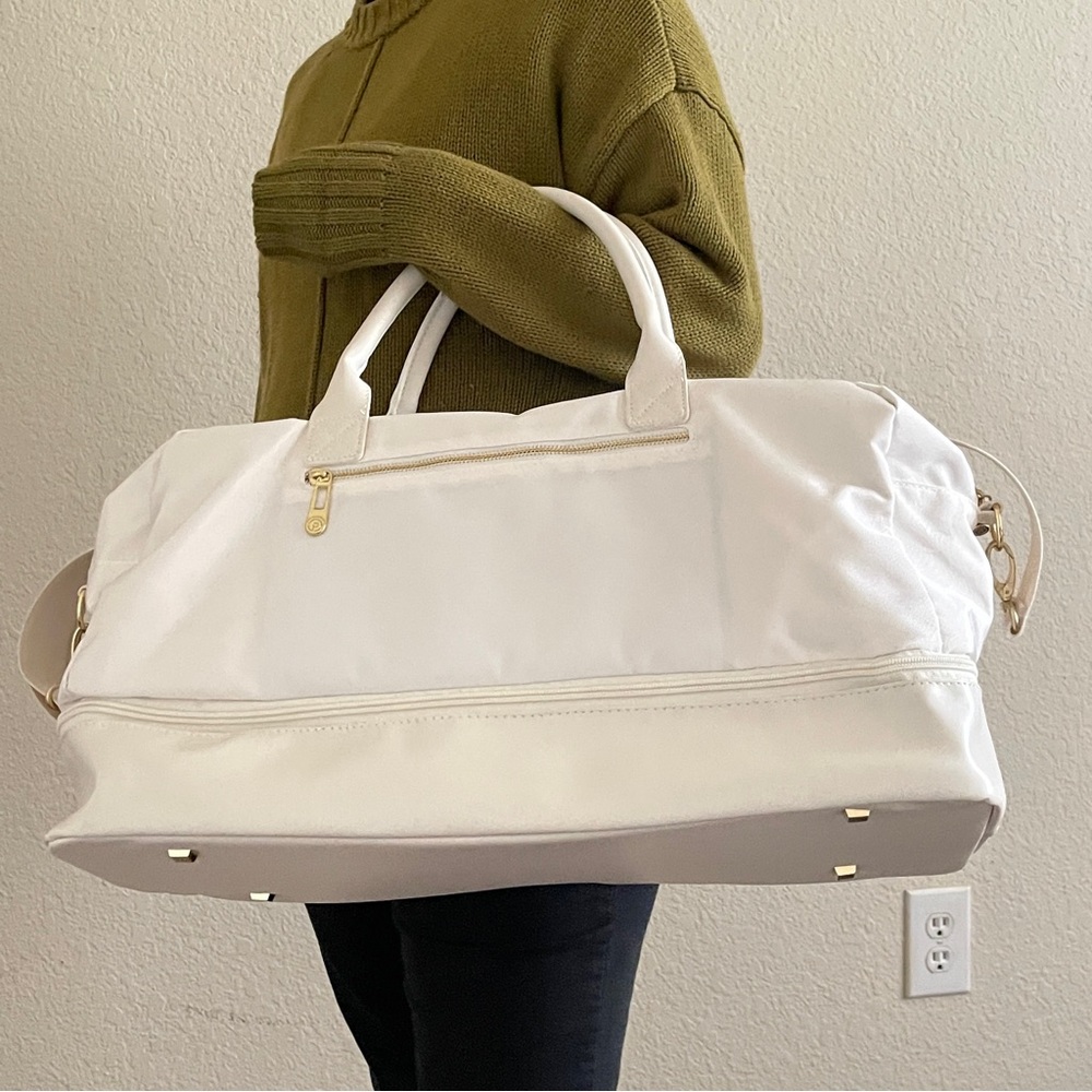 21in Weekender Duffel / Carry On